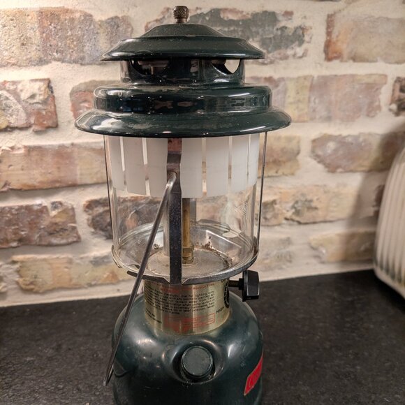 Coleman CLX Adjustable Lantern, Mod. 290, 9/84. 2 Mantle. Picket Fence Globe. - Picture 3 of 14